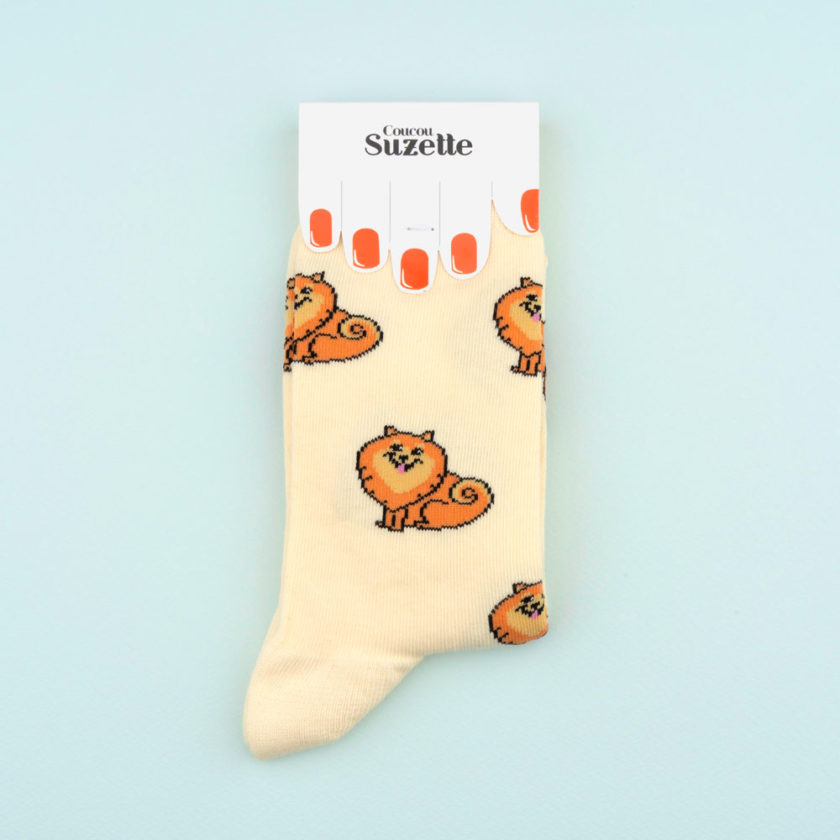Chaussettes jaunes pales avec motifs spitz, de la marque Coucou Suzette.