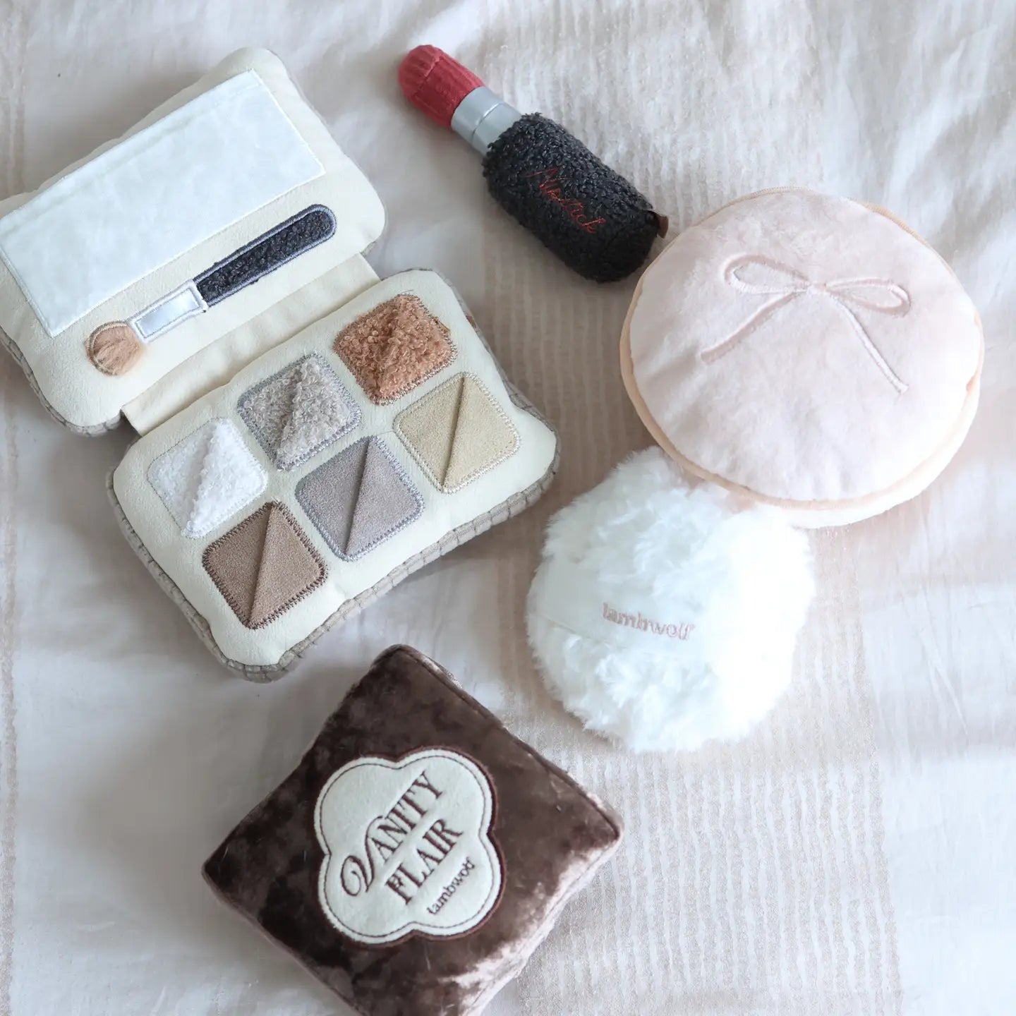 Jouet Poudre fixante + pinceau - LAMBWOLF COLLECTIVE