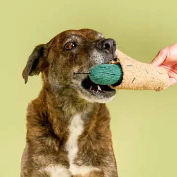 Jouet Cornichon Frit - THE FURRYFOLKS