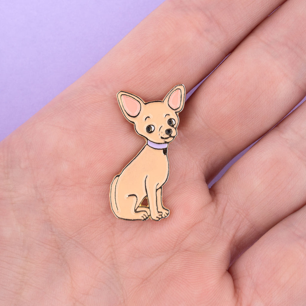 Pin's Chihuahua - COUCOU SUZETTE