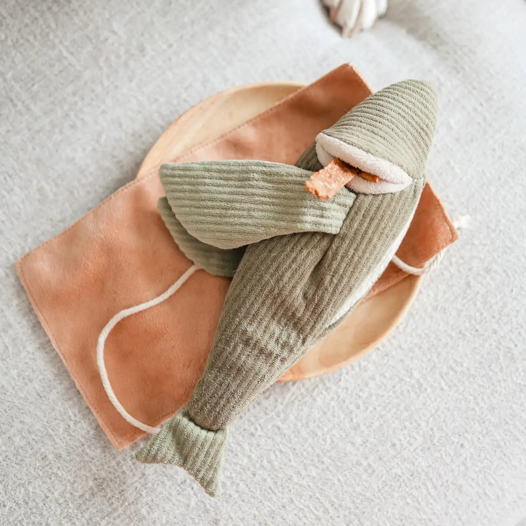 Flying Fish Toy - LAMBWOLF COLLECTIVE