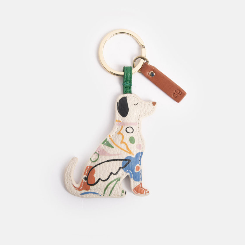 Porte-clés aspect cuir en forme de labrador, de la marque Caroline Gardner